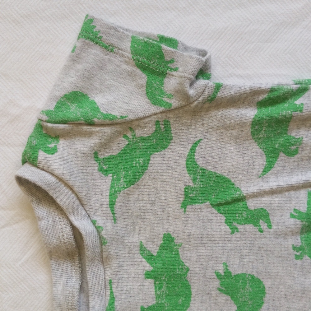 old navy dinosaur short sleeve bodysuit diaper shirt 3-6 months baby